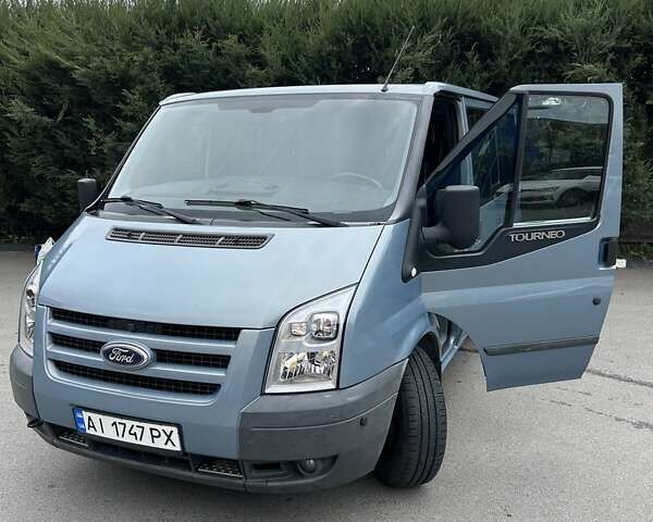 Синий Форд Транзит, объемом двигателя 2.2 л и пробегом 290 тыс. км за 12500 $, фото 3 на Automoto.ua