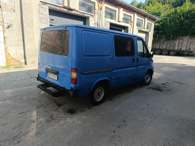 Синий Форд Транзит, объемом двигателя 0 л и пробегом 200 тыс. км за 1650 $, фото 2 на Automoto.ua