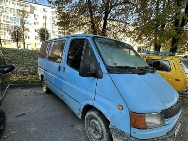 Синій Форд Транзит, об'ємом двигуна 2.5 л та пробігом 300 тис. км за 1500 $, фото 2 на Automoto.ua