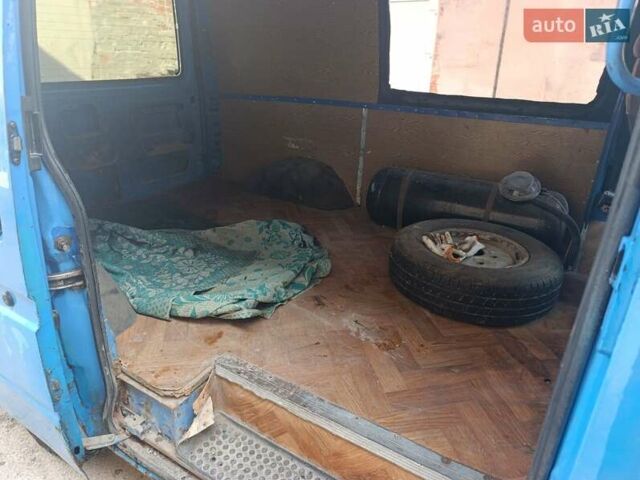 Синий Форд Транзит, объемом двигателя 0 л и пробегом 200 тыс. км за 1550 $, фото 31 на Automoto.ua