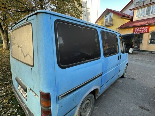 Синій Форд Транзит, об'ємом двигуна 2.5 л та пробігом 300 тис. км за 1500 $, фото 4 на Automoto.ua