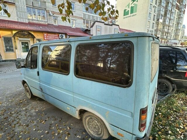 Синій Форд Транзит, об'ємом двигуна 2.5 л та пробігом 300 тис. км за 1500 $, фото 5 на Automoto.ua