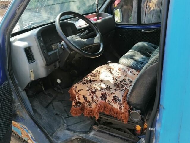 Синий Форд Транзит, объемом двигателя 2 л и пробегом 1000 тыс. км за 1650 $, фото 6 на Automoto.ua