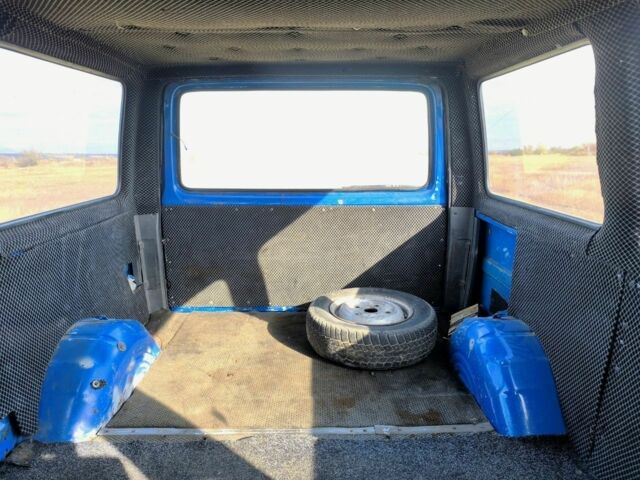 Синій Форд Транзит, об'ємом двигуна 2.5 л та пробігом 130 тис. км за 1100 $, фото 10 на Automoto.ua