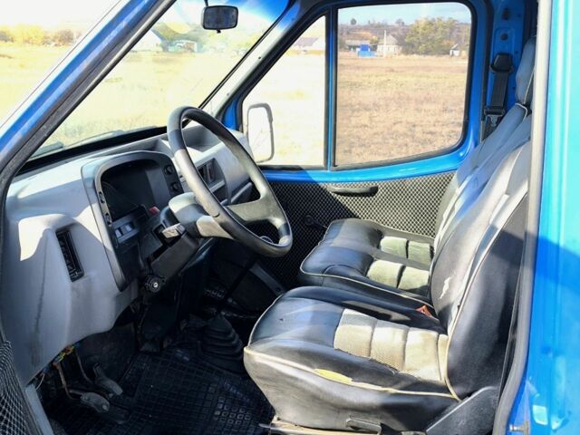 Синій Форд Транзит, об'ємом двигуна 2.5 л та пробігом 130 тис. км за 1100 $, фото 8 на Automoto.ua
