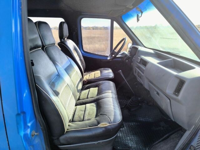 Синій Форд Транзит, об'ємом двигуна 2.5 л та пробігом 130 тис. км за 1100 $, фото 12 на Automoto.ua