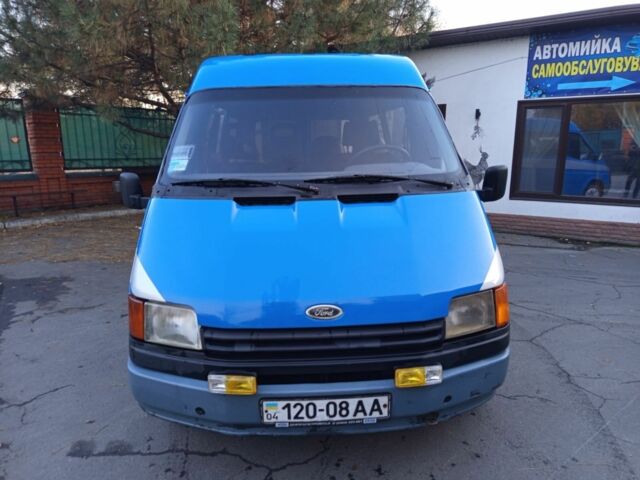 Синий Форд Транзит, объемом двигателя 0 л и пробегом 250 тыс. км за 1550 $, фото 1 на Automoto.ua