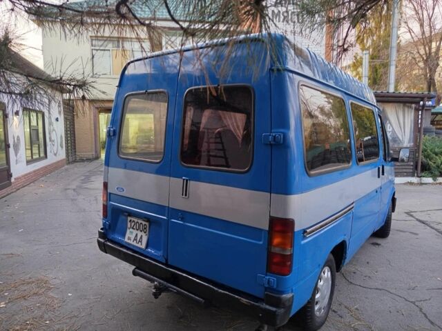 Синий Форд Транзит, объемом двигателя 0 л и пробегом 250 тыс. км за 1550 $, фото 6 на Automoto.ua