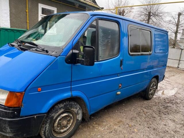 Синий Форд Транзит, объемом двигателя 0 л и пробегом 300 тыс. км за 2100 $, фото 4 на Automoto.ua