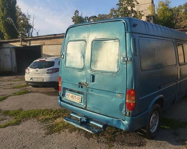 Синій Форд Транзит, об'ємом двигуна 2.5 л та пробігом 507 тис. км за 1900 $, фото 3 на Automoto.ua