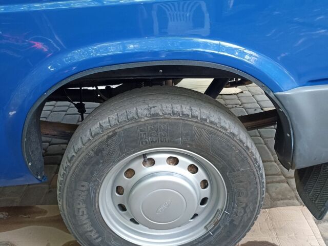 Синій Форд Транзит, об'ємом двигуна 2.5 л та пробігом 394 тис. км за 4200 $, фото 5 на Automoto.ua