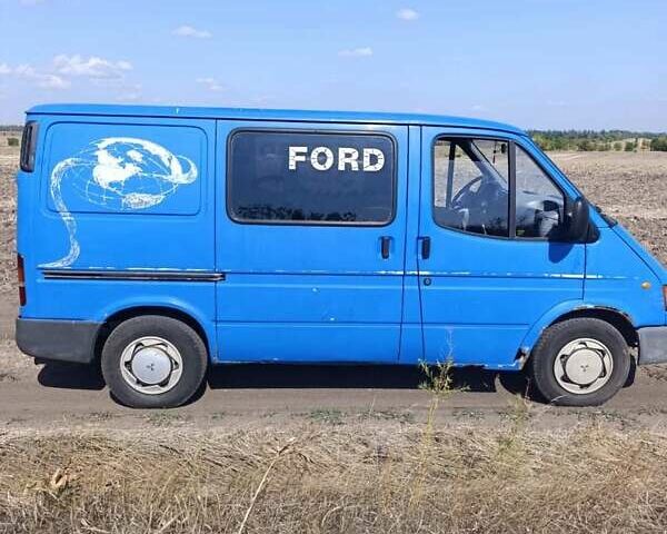 Синий Форд Транзит, объемом двигателя 2.5 л и пробегом 273 тыс. км за 3200 $, фото 11 на Automoto.ua
