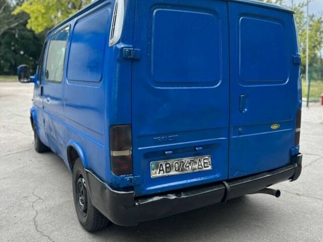 Синий Форд Транзит, объемом двигателя 2.5 л и пробегом 130 тыс. км за 1202 $, фото 3 на Automoto.ua