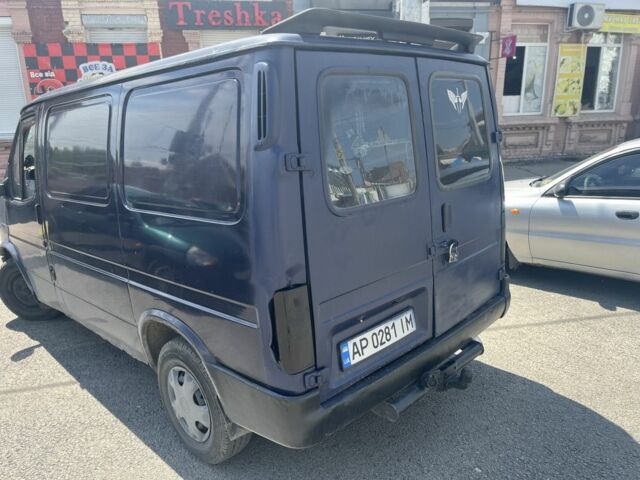 Синій Форд Транзит, об'ємом двигуна 2.5 л та пробігом 250 тис. км за 1800 $, фото 12 на Automoto.ua