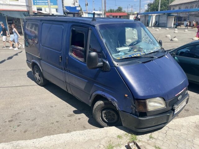 Синій Форд Транзит, об'ємом двигуна 2.5 л та пробігом 250 тис. км за 1800 $, фото 2 на Automoto.ua