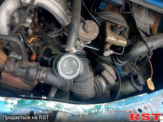 Синий Форд Транзит, объемом двигателя 2.5 л и пробегом 0 тыс. км за 3500 $, фото 4 на Automoto.ua