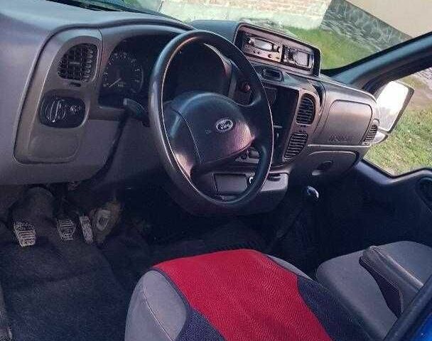 Синій Форд Транзит, об'ємом двигуна 2.4 л та пробігом 603 тис. км за 2000 $, фото 9 на Automoto.ua