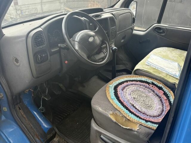 Синій Форд Транзит, об'ємом двигуна 2.4 л та пробігом 300 тис. км за 2500 $, фото 4 на Automoto.ua