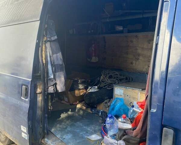 Синий Форд Транзит, объемом двигателя 2 л и пробегом 570 тыс. км за 2550 $, фото 8 на Automoto.ua