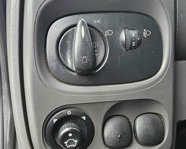 Синій Форд Транзит, об'ємом двигуна 1.99 л та пробігом 400 тис. км за 3300 $, фото 14 на Automoto.ua