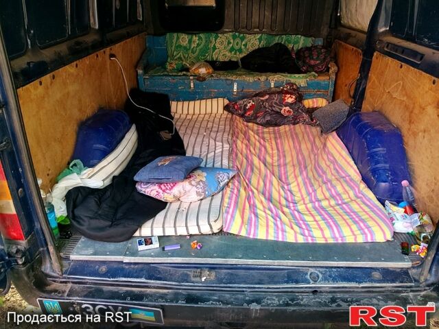 Синий Форд Транзит, объемом двигателя 2 л и пробегом 253 тыс. км за 4850 $, фото 12 на Automoto.ua