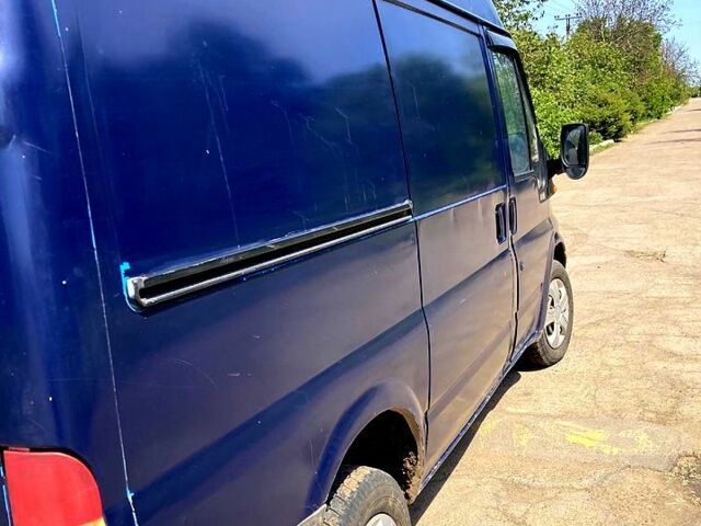 Синий Форд Транзит, объемом двигателя 2 л и пробегом 350 тыс. км за 3500 $, фото 5 на Automoto.ua