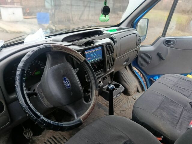 Синій Форд Транзит, об'ємом двигуна 2 л та пробігом 380 тис. км за 3500 $, фото 5 на Automoto.ua