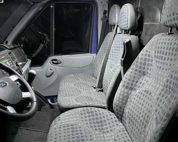 Синий Форд Транзит, объемом двигателя 2.2 л и пробегом 356 тыс. км за 8500 $, фото 13 на Automoto.ua