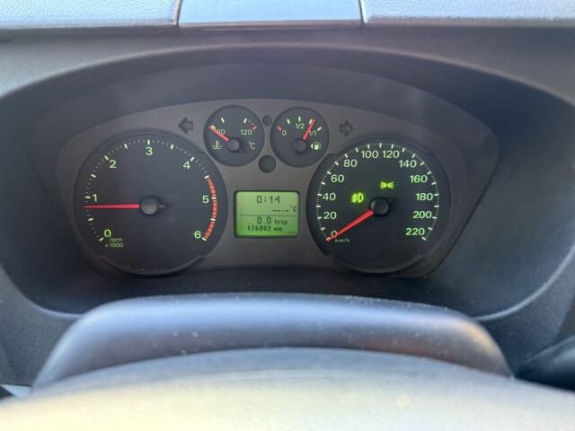 Синий Форд Транзит, объемом двигателя 2.4 л и пробегом 175 тыс. км за 12500 $, фото 13 на Automoto.ua