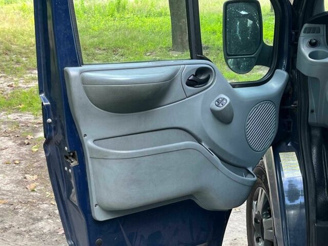 Синій Форд Транзит, об'ємом двигуна 2.2 л та пробігом 327 тис. км за 6890 $, фото 13 на Automoto.ua