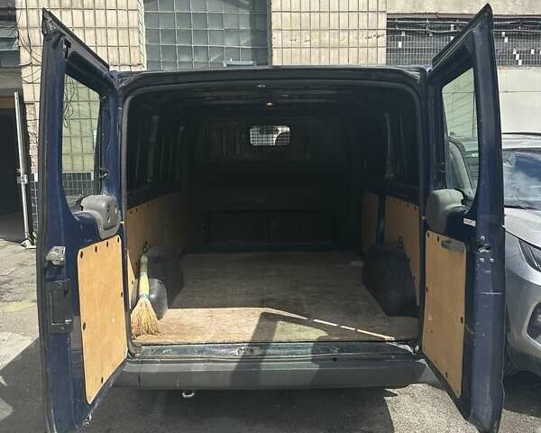 Синий Форд Транзит, объемом двигателя 2.2 л и пробегом 457 тыс. км за 7700 $, фото 4 на Automoto.ua