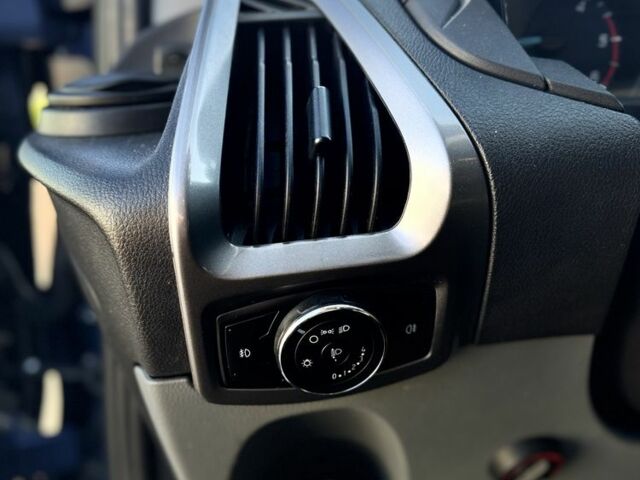 Синій Форд Транзит, об'ємом двигуна 2.2 л та пробігом 245 тис. км за 13499 $, фото 7 на Automoto.ua