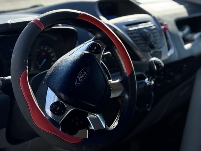 Синій Форд Транзит, об'ємом двигуна 2.2 л та пробігом 245 тис. км за 13499 $, фото 5 на Automoto.ua