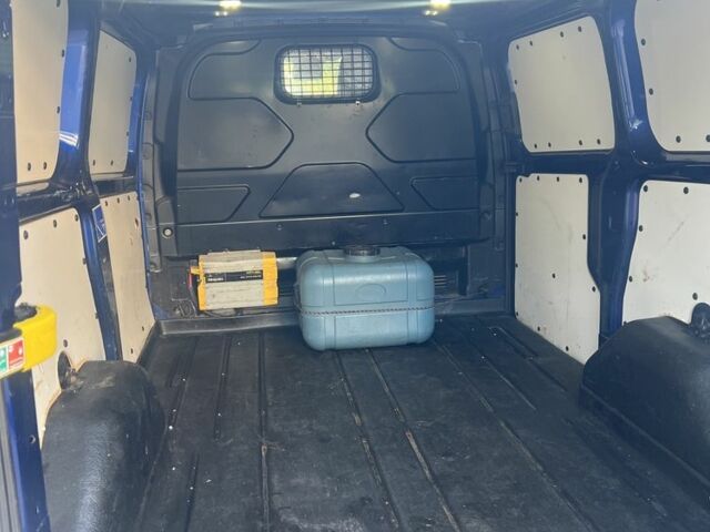 Синій Форд Транзит, об'ємом двигуна 2.2 л та пробігом 150 тис. км за 15000 $, фото 7 на Automoto.ua