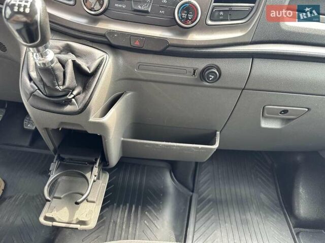 Синій Форд Транзит, об'ємом двигуна 2 л та пробігом 231 тис. км за 16700 $, фото 47 на Automoto.ua