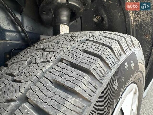 Синій Форд Транзит, об'ємом двигуна 2 л та пробігом 231 тис. км за 15950 $, фото 72 на Automoto.ua
