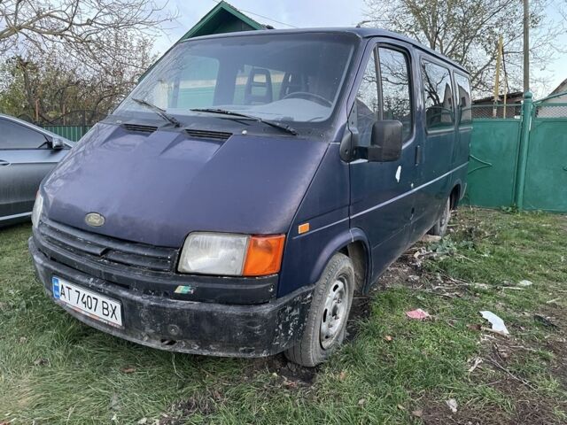 Синій Форд Транзит, об'ємом двигуна 2 л та пробігом 300 тис. км за 1200 $, фото 4 на Automoto.ua
