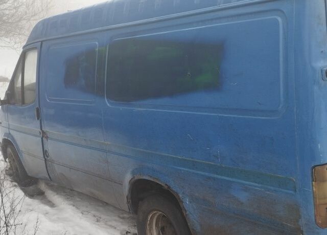 Синій Форд Транзит, об'ємом двигуна 0 л та пробігом 200 тис. км за 582 $, фото 2 на Automoto.ua