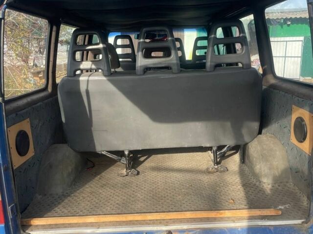 Синий Форд Транзит, объемом двигателя 2.5 л и пробегом 233 тыс. км за 1900 $, фото 2 на Automoto.ua