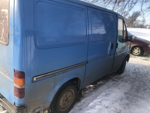 Синій Форд Транзит, об'ємом двигуна 2 л та пробігом 20 тис. км за 1267 $, фото 1 на Automoto.ua