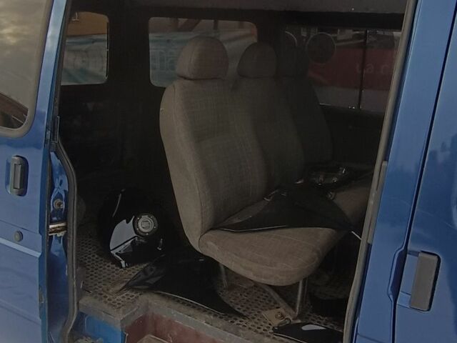 Синій Форд Транзит, об'ємом двигуна 0 л та пробігом 335 тис. км за 2500 $, фото 5 на Automoto.ua