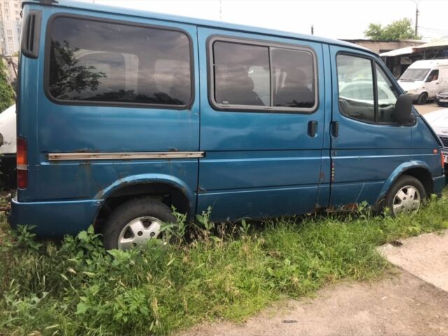 Синій Форд Транзит, об'ємом двигуна 2 л та пробігом 460 тис. км за 1000 $, фото 3 на Automoto.ua