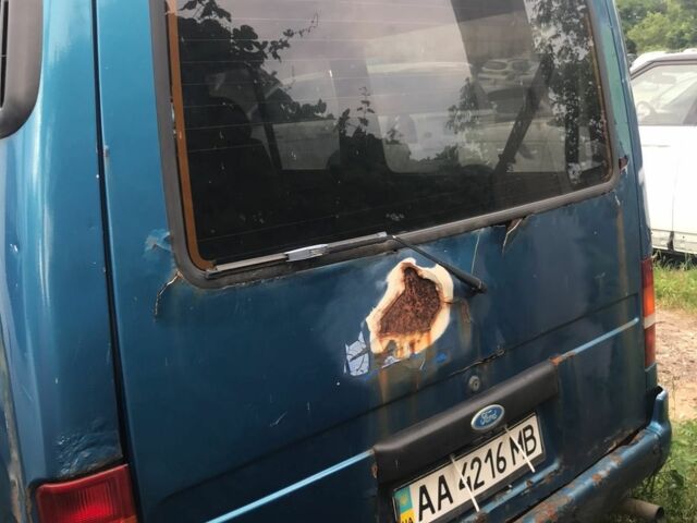 Синій Форд Транзит, об'ємом двигуна 2 л та пробігом 460 тис. км за 1000 $, фото 4 на Automoto.ua