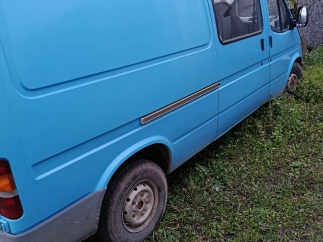 Синій Форд Транзит, об'ємом двигуна 2.5 л та пробігом 200 тис. км за 2450 $, фото 1 на Automoto.ua