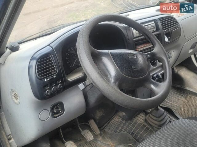 Синій Форд Транзит, об'ємом двигуна 2.5 л та пробігом 192 тис. км за 3300 $, фото 4 на Automoto.ua