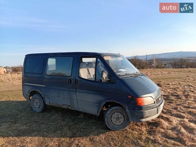Синий Форд Транзит, объемом двигателя 2.5 л и пробегом 304 тыс. км за 1350 $, фото 2 на Automoto.ua