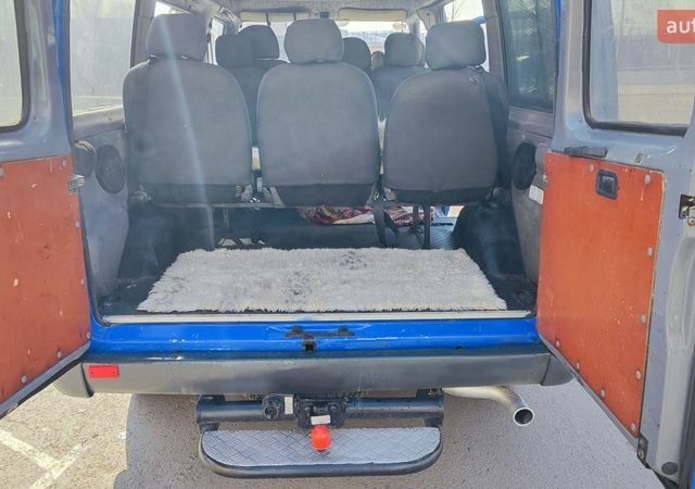 Синій Форд Транзит, об'ємом двигуна 2.5 л та пробігом 680 тис. км за 3800 $, фото 21 на Automoto.ua
