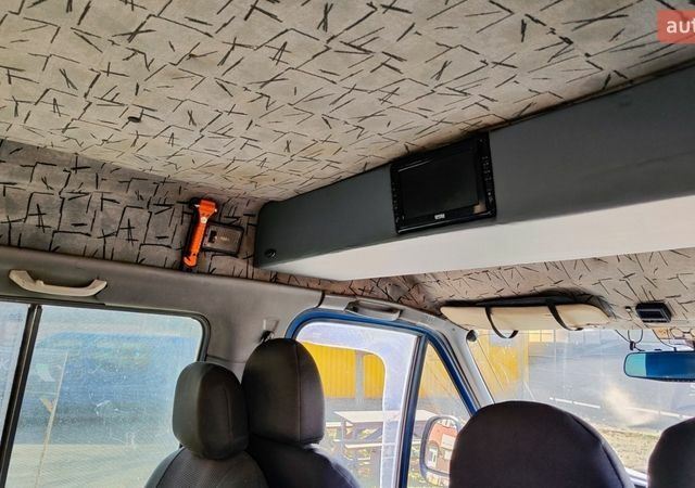 Синій Форд Транзит, об'ємом двигуна 2.5 л та пробігом 680 тис. км за 3800 $, фото 18 на Automoto.ua