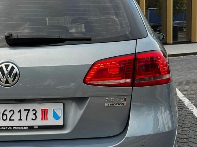 Синій Форд Транзит, об'ємом двигуна 1.8 л та пробігом 400 тис. км за 2874 $, фото 3 на Automoto.ua