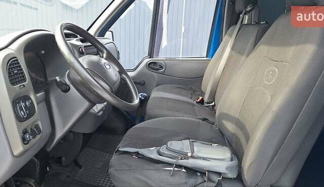 Синий Форд Транзит, объемом двигателя 2 л и пробегом 235 тыс. км за 3750 $, фото 9 на Automoto.ua